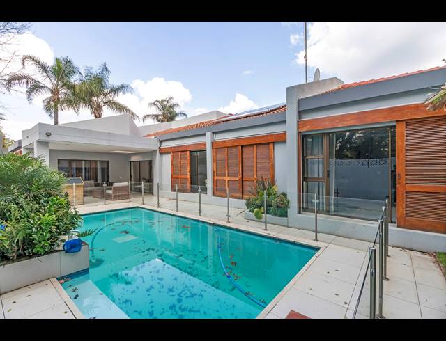 3 BEDROOM CLUSTER RENTED IN SANDOWN